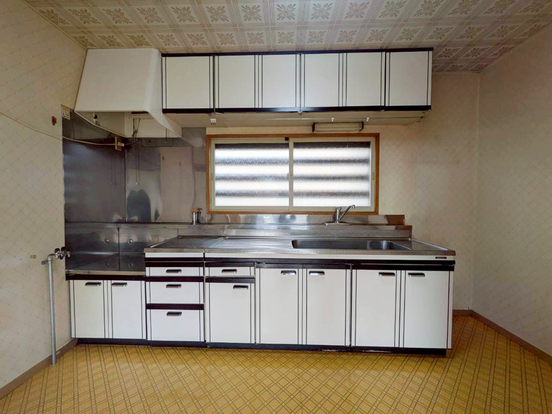 キッチン 日の出南2丁目